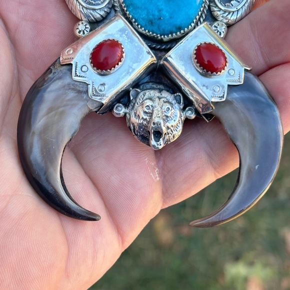 STERLING SILVER NATIVE AMERICAN TURQUOISE CORAL HUGE DOUBLE BEAR CLAW PENDANT - Picture 4 of 10